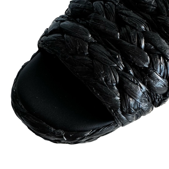 Slide Sandals Sz 6 - Picture 4 of 12